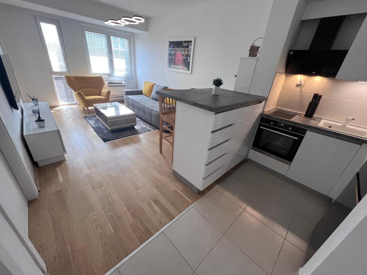 Urban Apartment Скопие Екстериор снимка